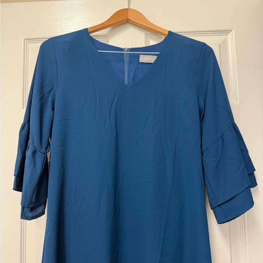 Belongsci NWT Women’s Blue V Neck Bell Sleeve Mini Shift Dress Size S - Picture 3 of 14